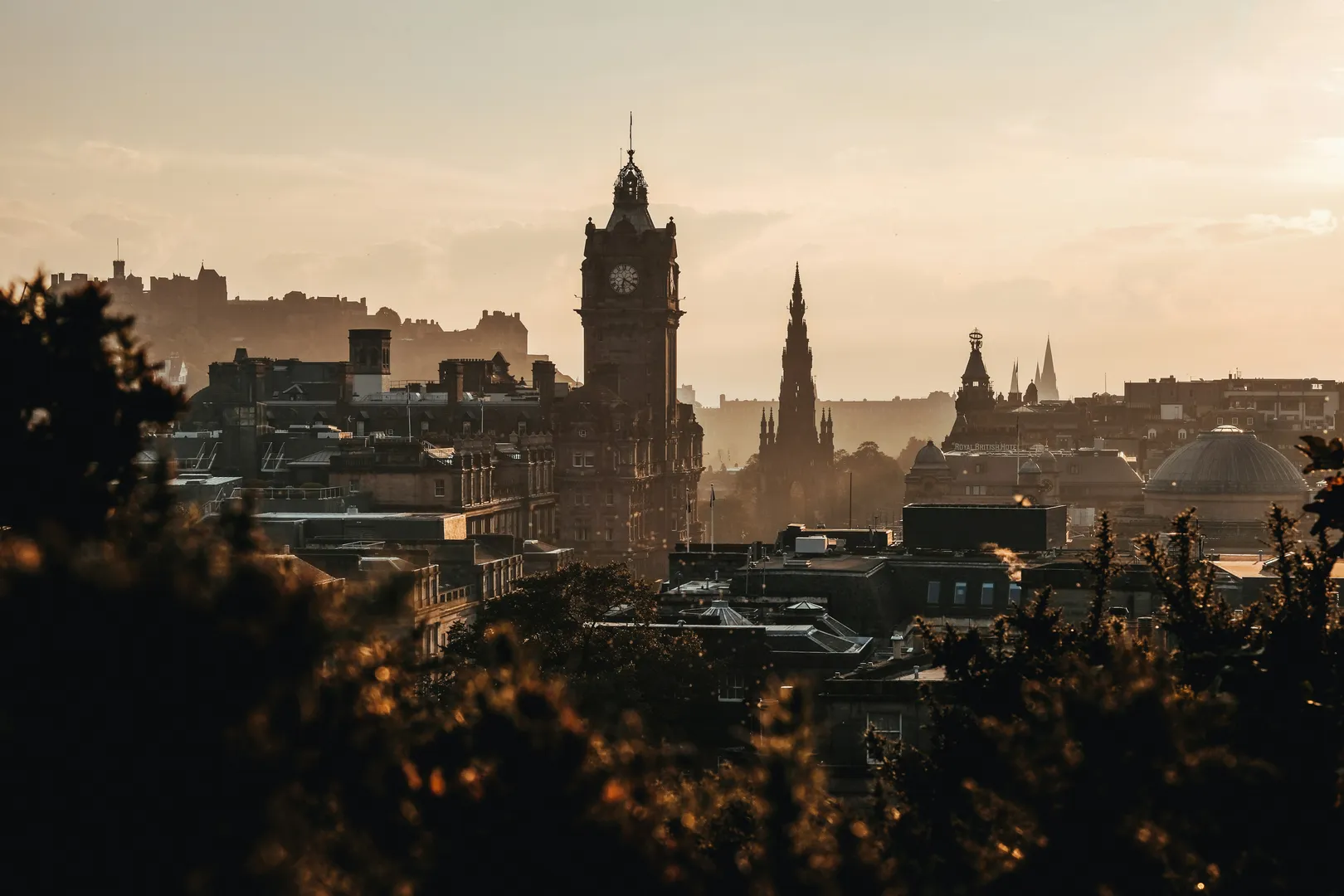 Panoramic view of Edinburgh at golden hour