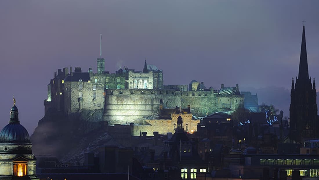 CV-EN Guided tour to Edinburgh Castle - English Tour Guide