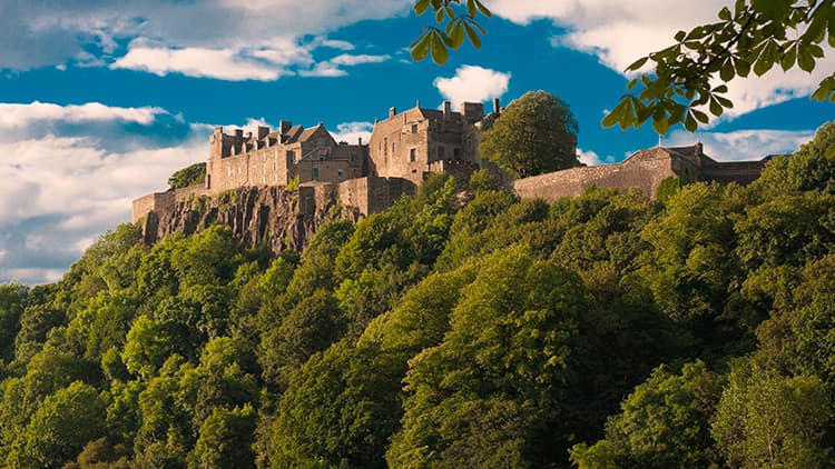 ST-ES Stirling, Distillery and Saint Andrews - Spanish Tour Guide
